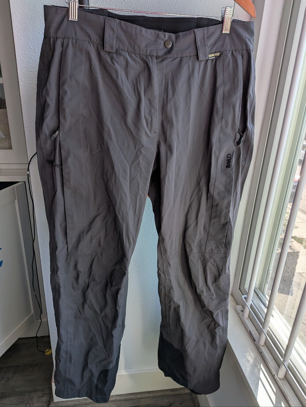 Bailo Gore-Tex Soft Shell Pants Mens XL Gray Waterproof Ski Trousers Flaws